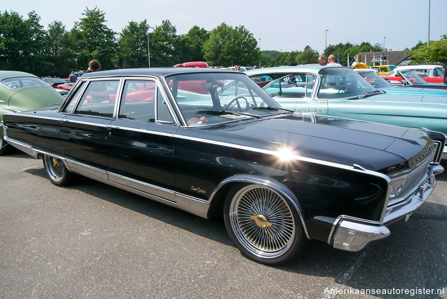 Chrysler New Yorker uit 1966